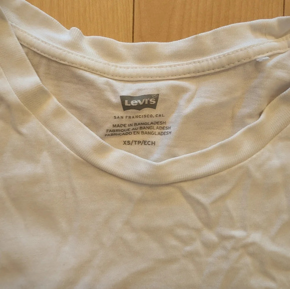 Levi's T-Shirt  Women XS - Picture 3 of 3